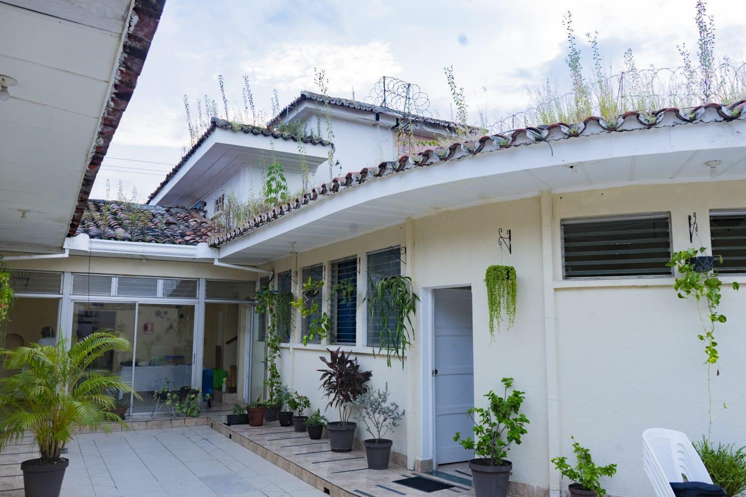 Hostal Casa Luna Santa Ana Eksteriør bilde