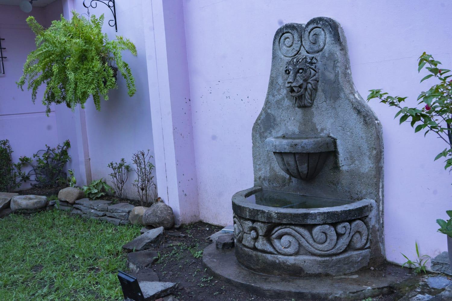 Hostal Casa Luna Santa Ana Eksteriør bilde