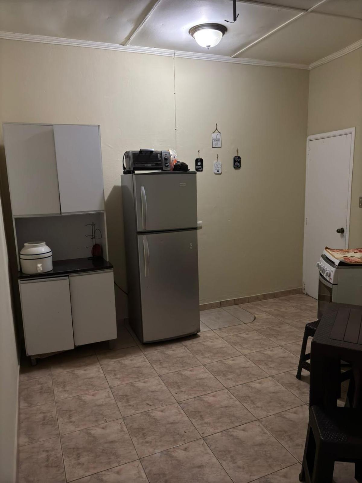 Hostal Casa Luna Santa Ana Eksteriør bilde