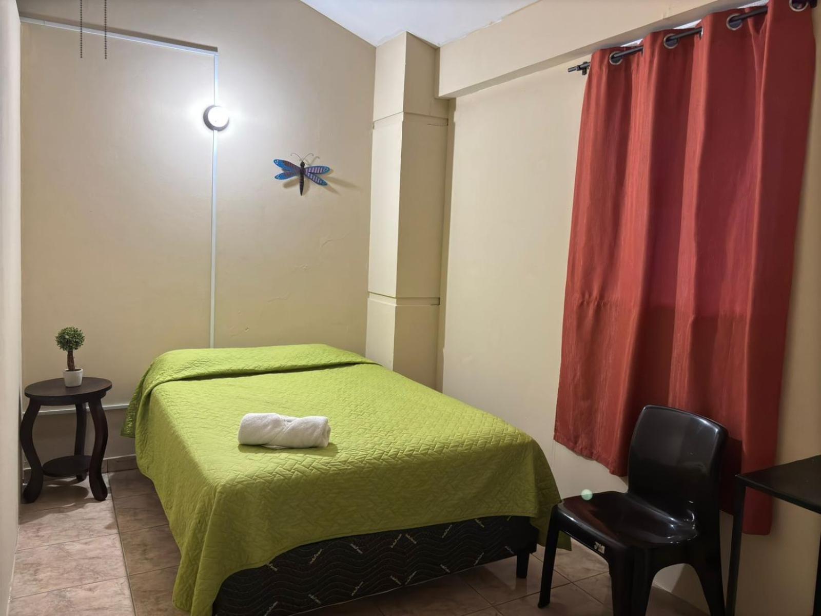 Hostal Casa Luna Santa Ana Eksteriør bilde